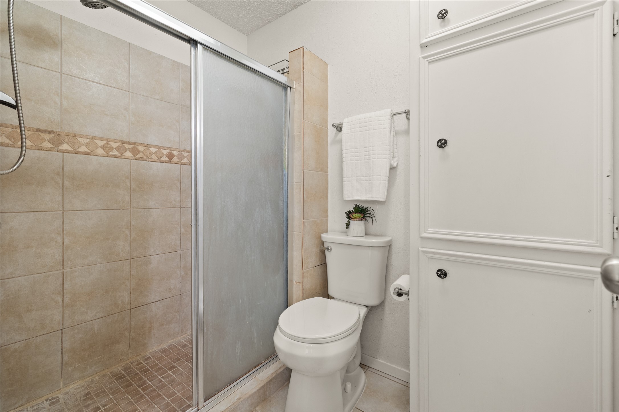 5700 Stage Line Court