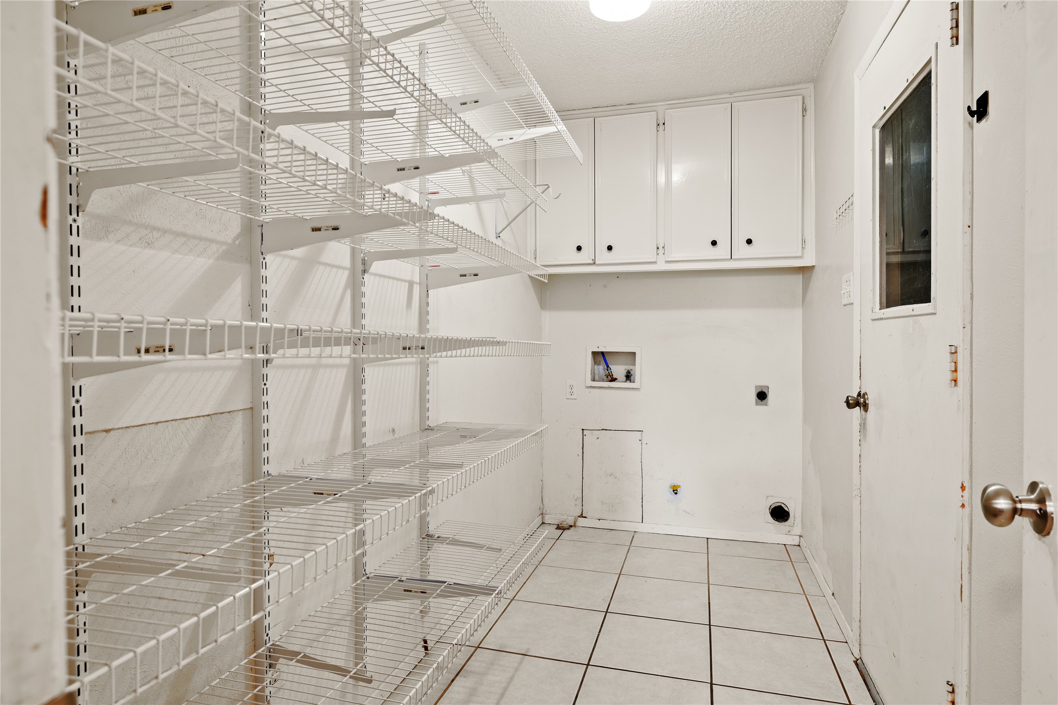 5700 Stage Line Court