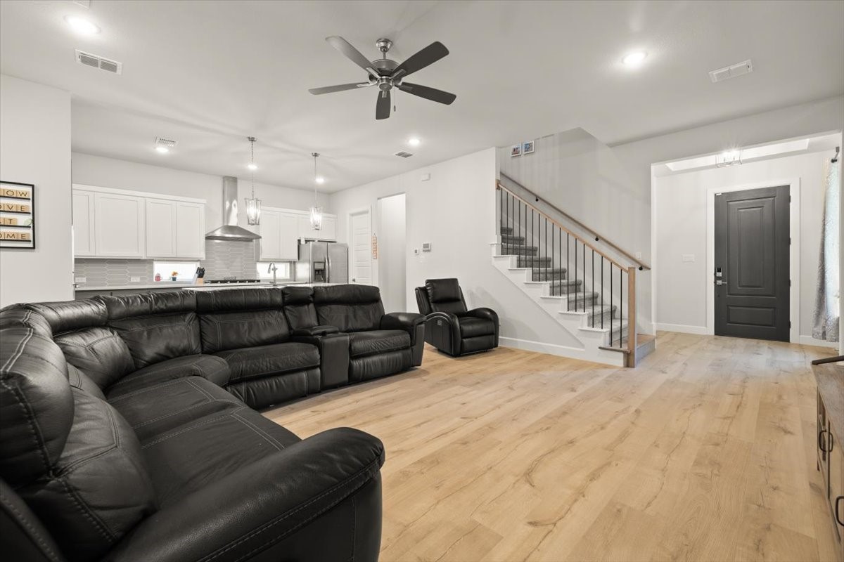 3544 Golden Bell Court