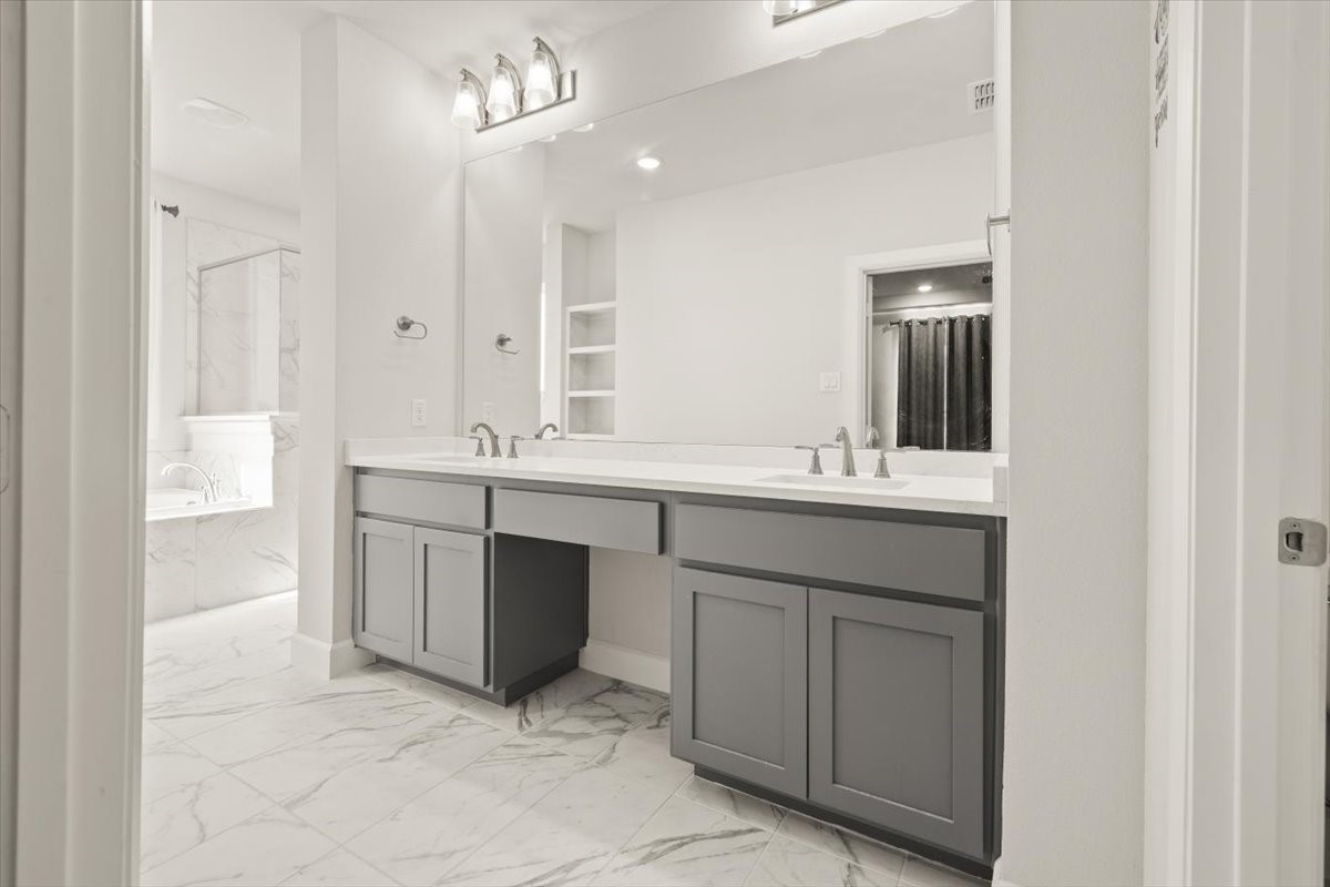 3544 Golden Bell Court