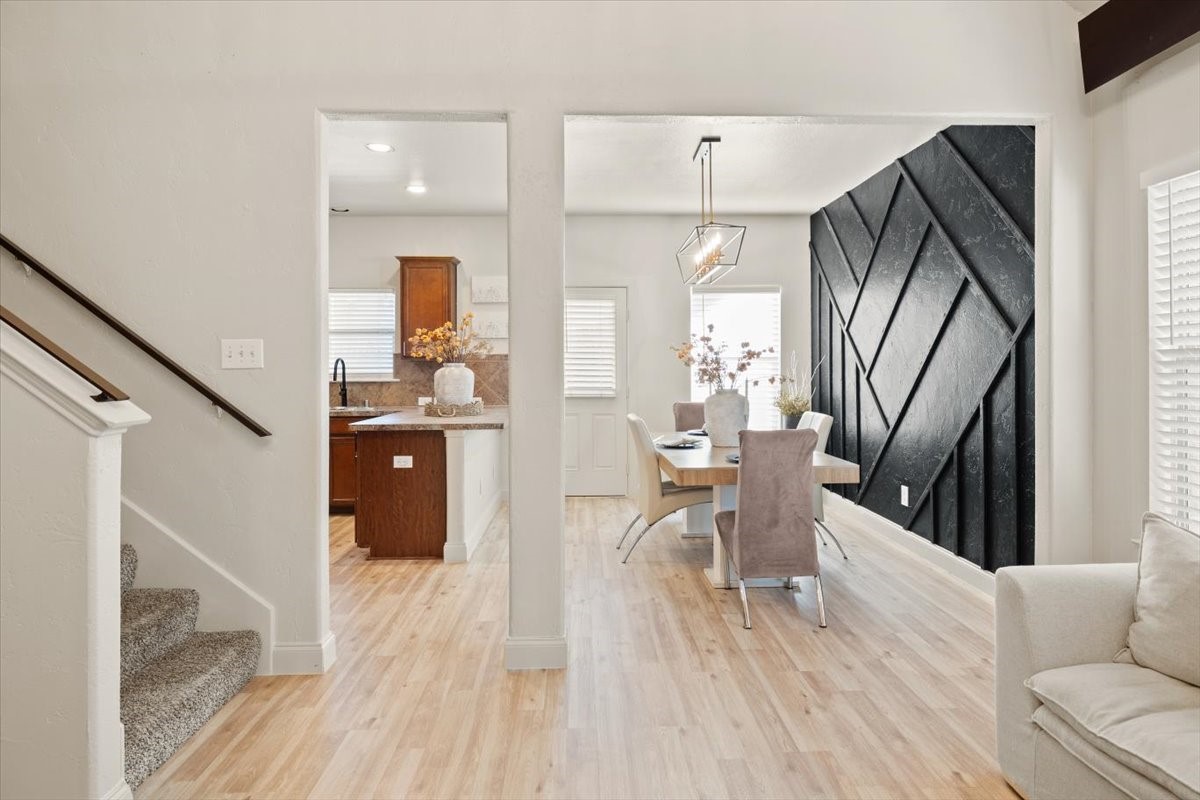 1612 Kings Glen Lane