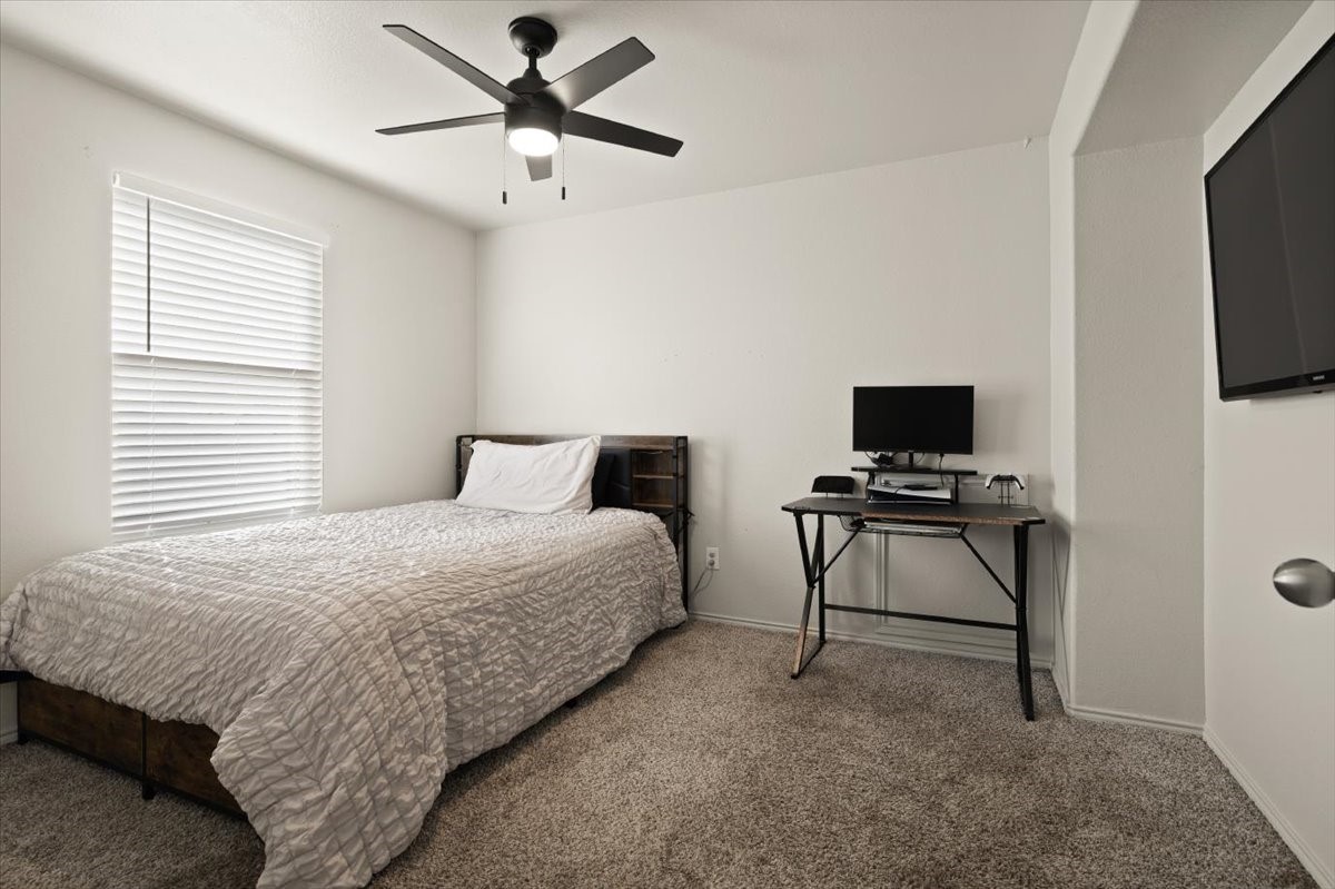 1612 Kings Glen Lane