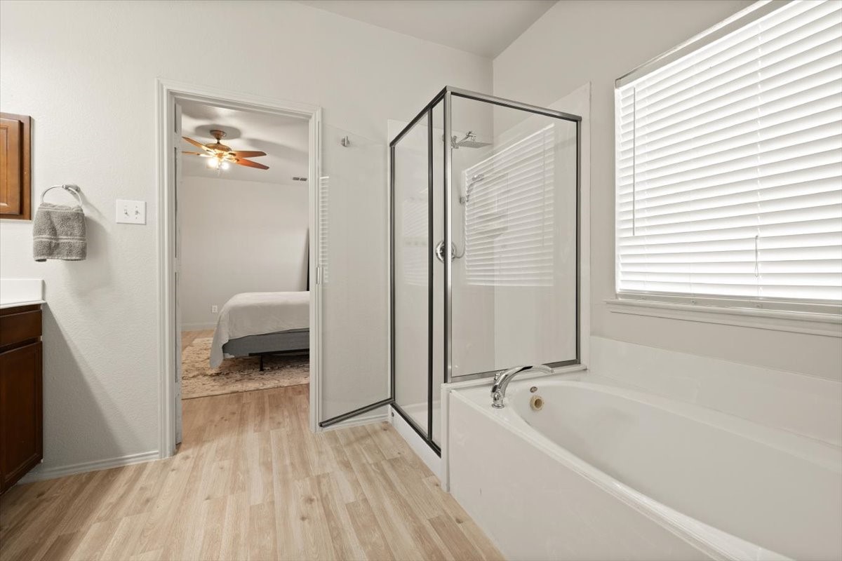 1612 Kings Glen Lane