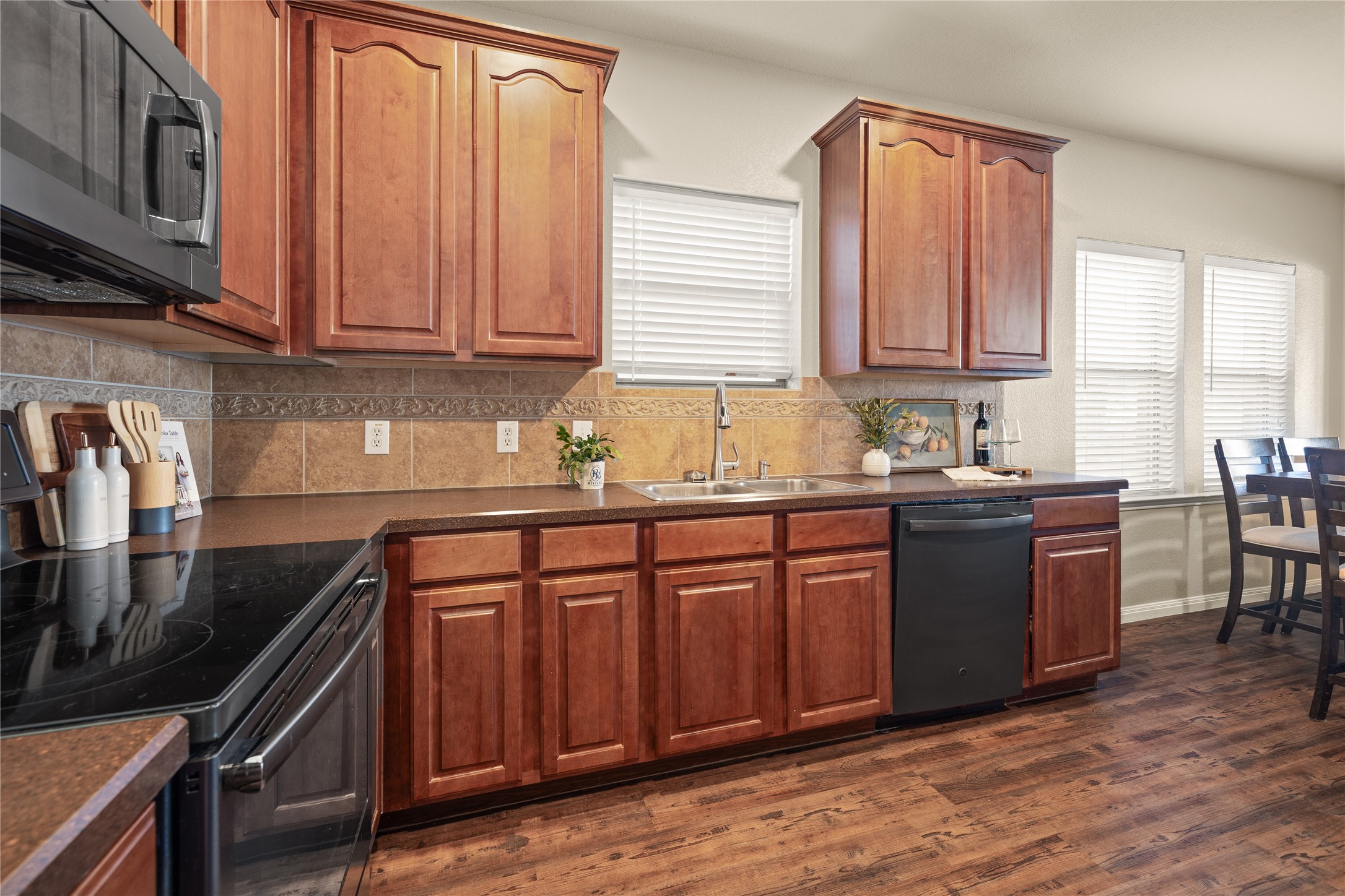 3913 Long Hollow Road