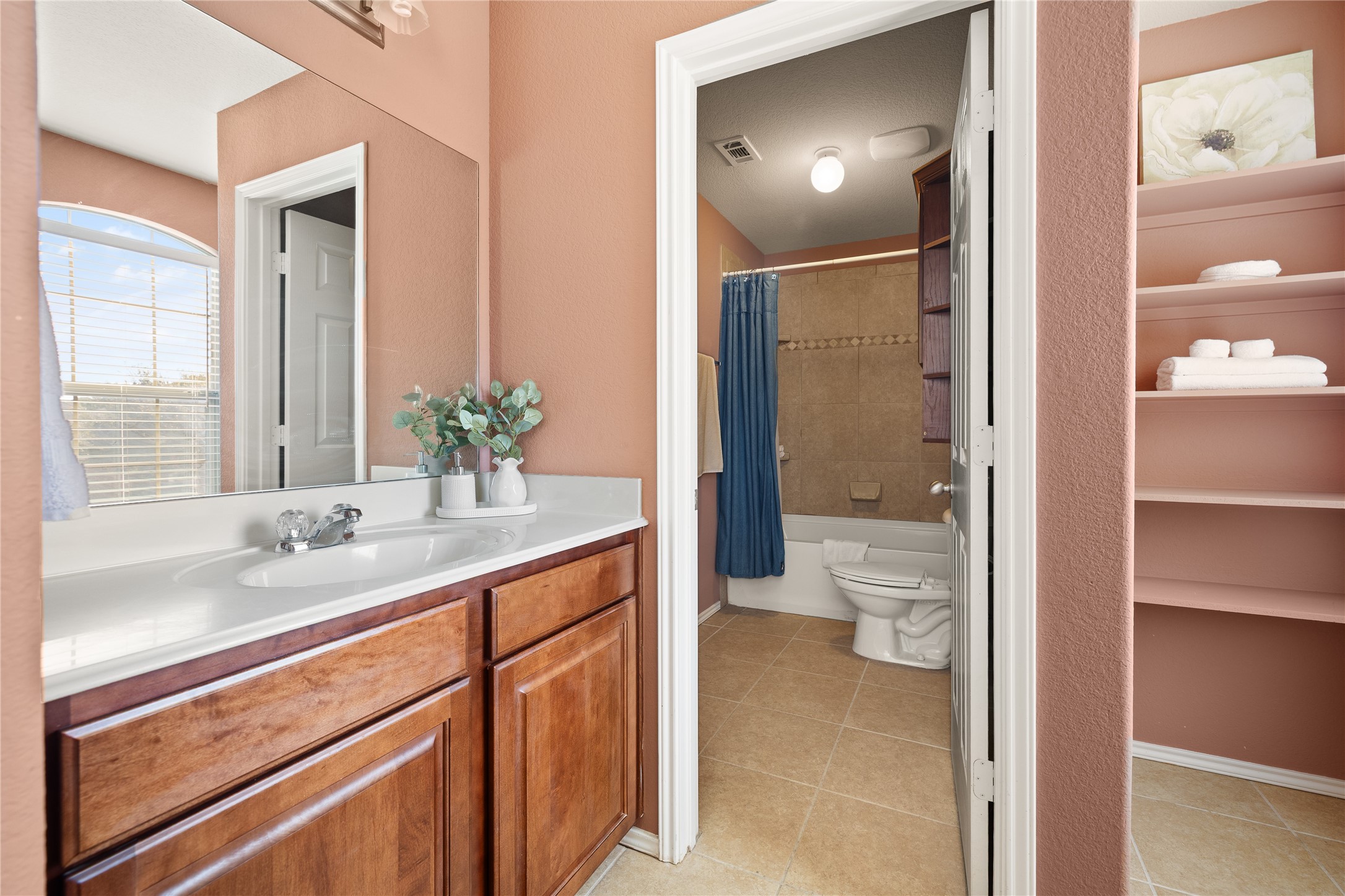 3913 Long Hollow Road