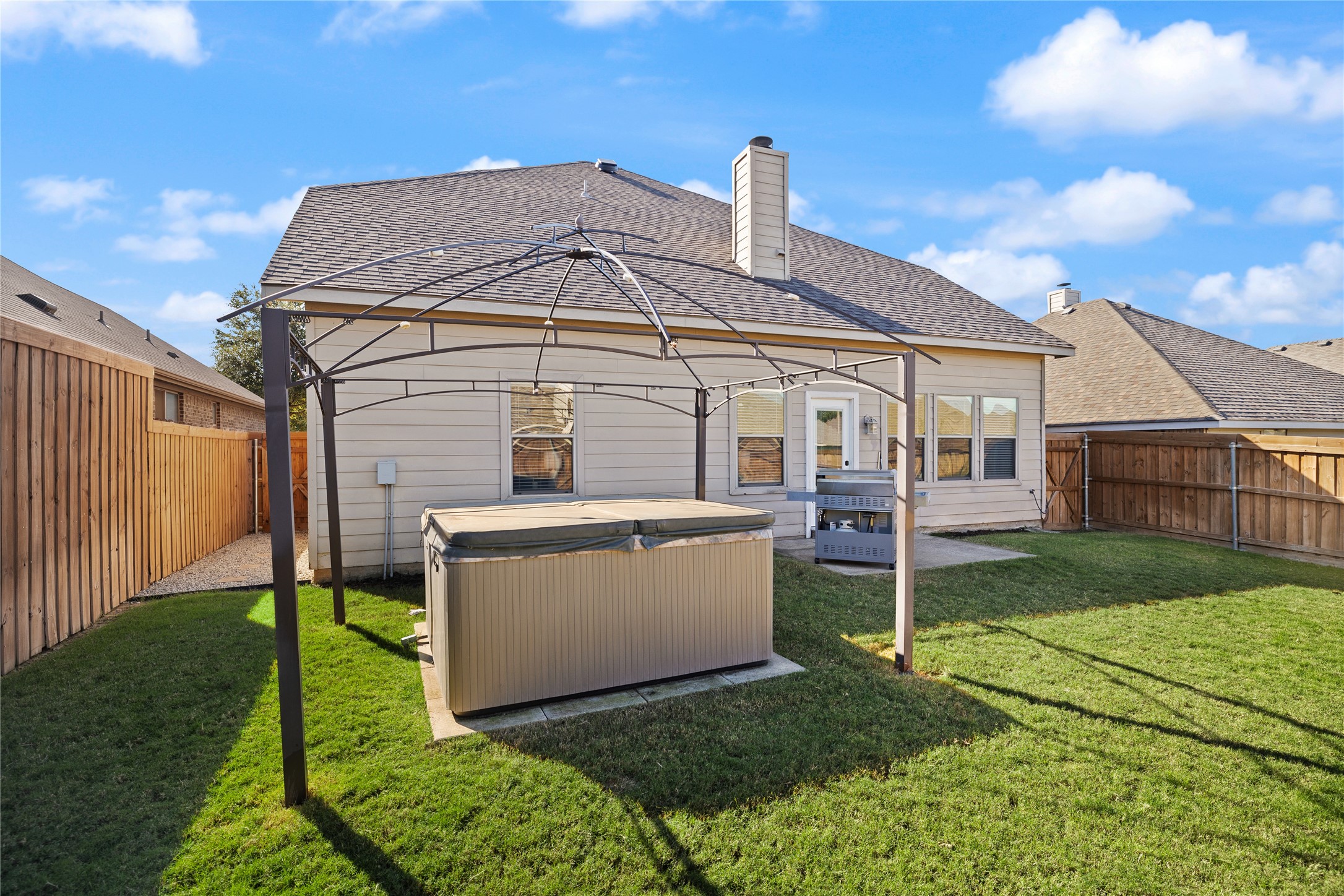 3913 Long Hollow Road