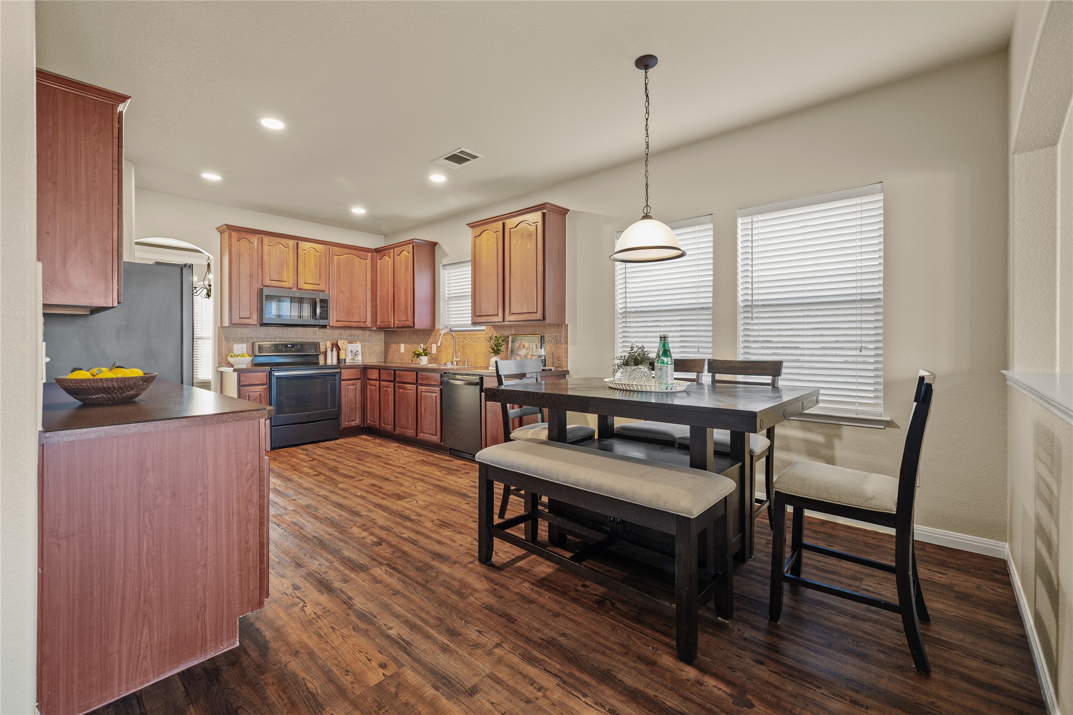 3913 Long Hollow Road