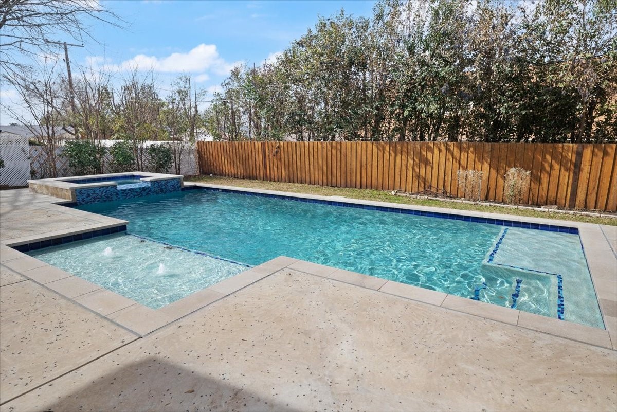 4013 Golden Oaks Drive