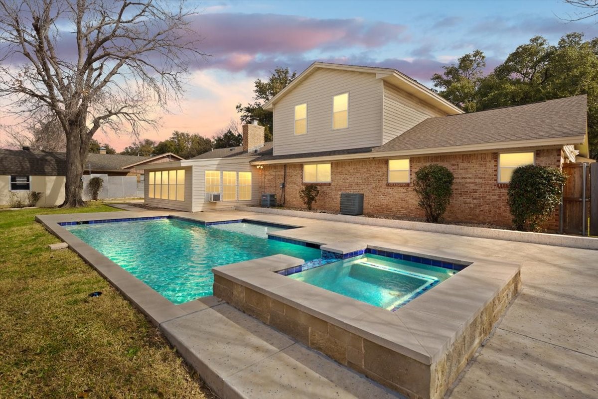 4013 Golden Oaks Drive