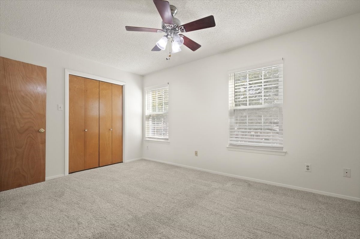 4013 Golden Oaks Drive