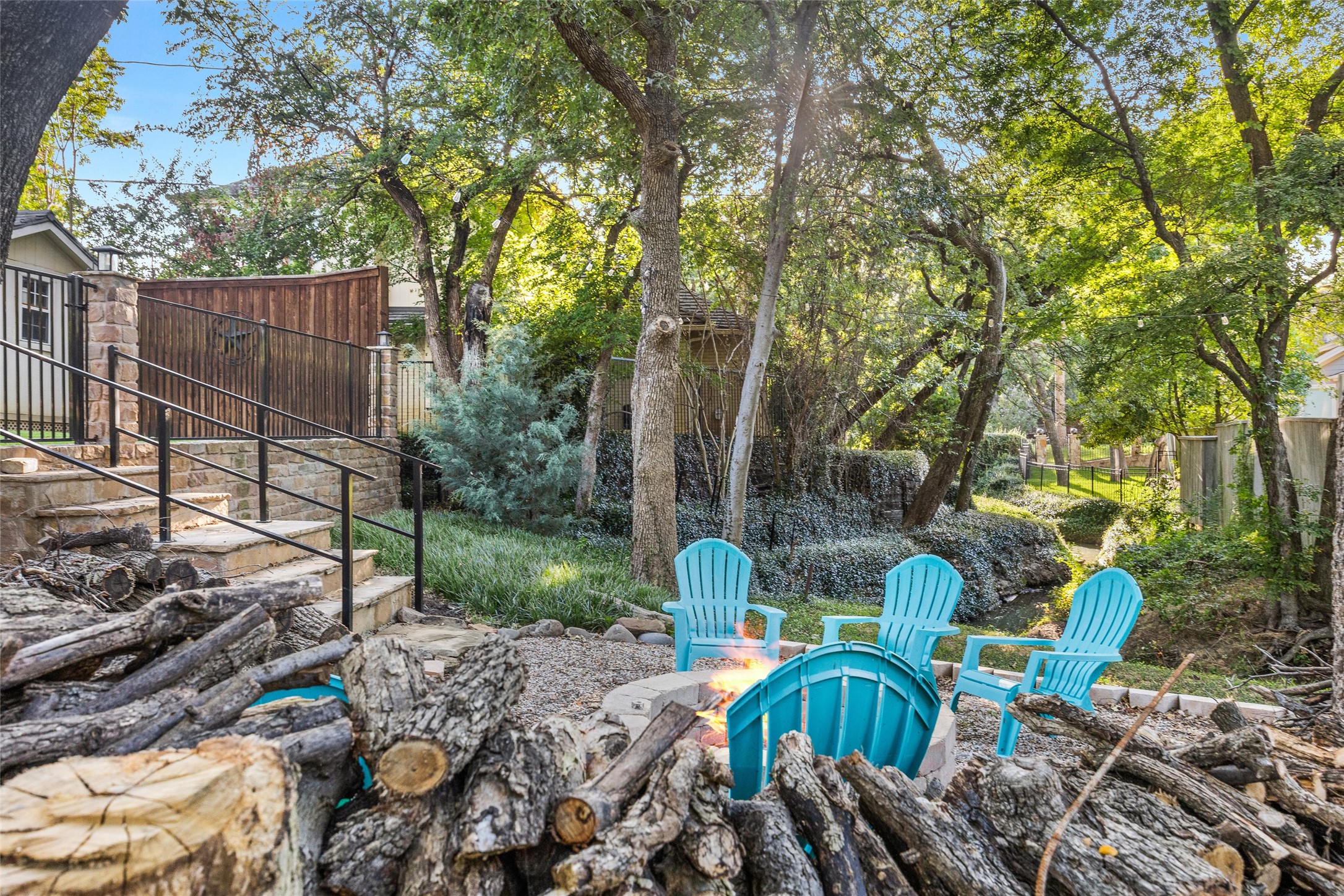 5000 Bridgewater Drive