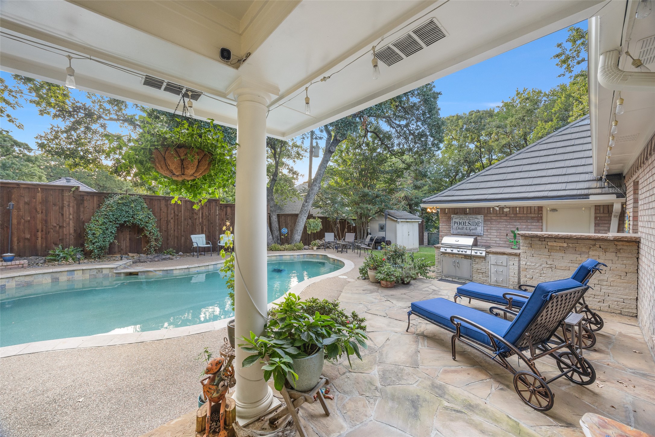 5000 Bridgewater Drive