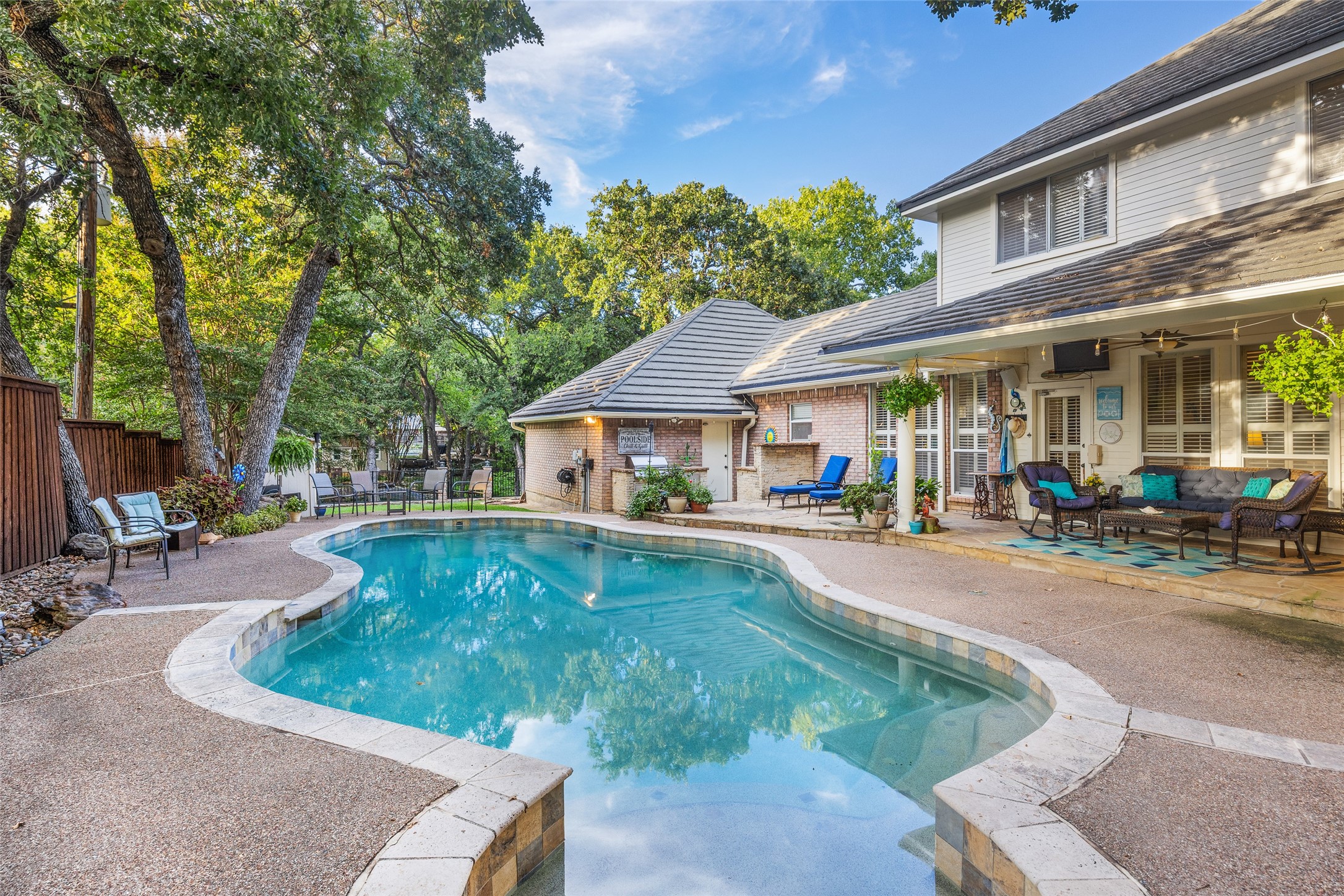 5000 Bridgewater Drive