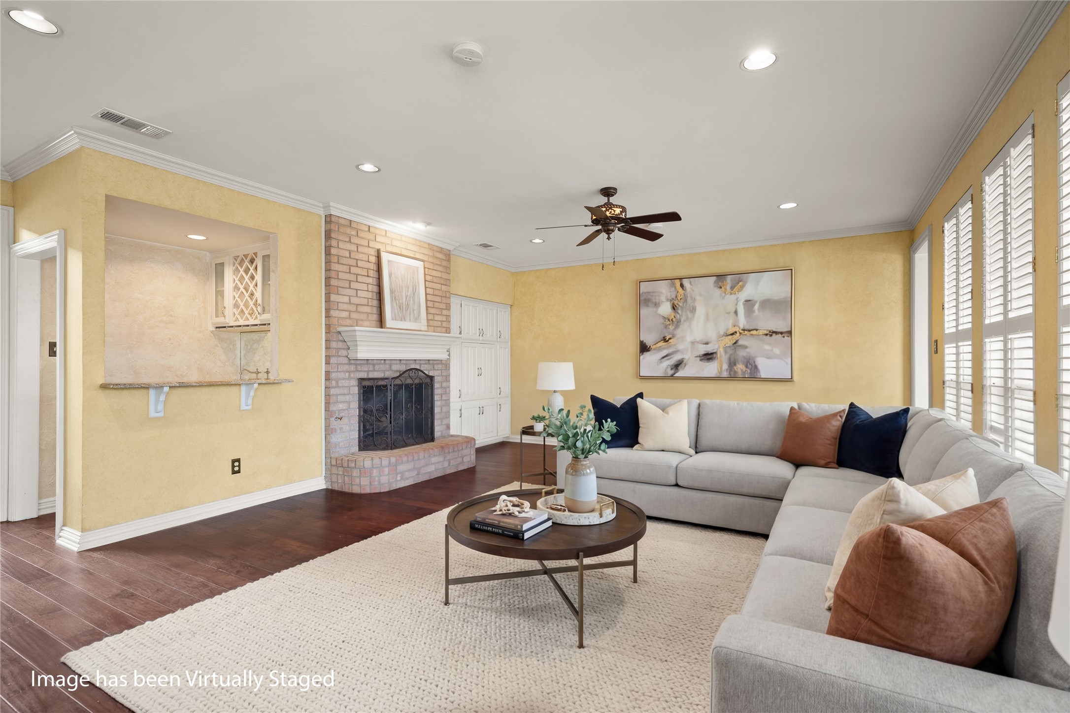 5000 Bridgewater Drive