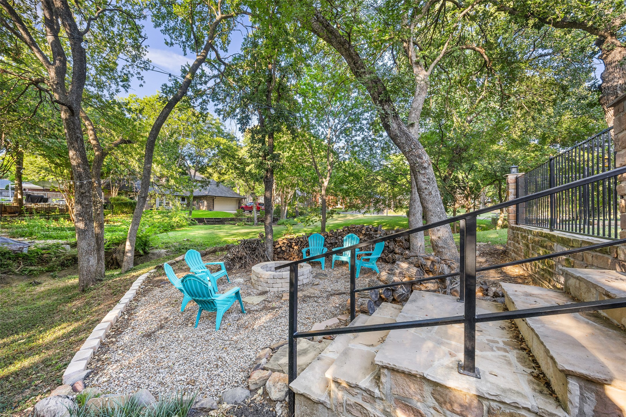 5000 Bridgewater Drive