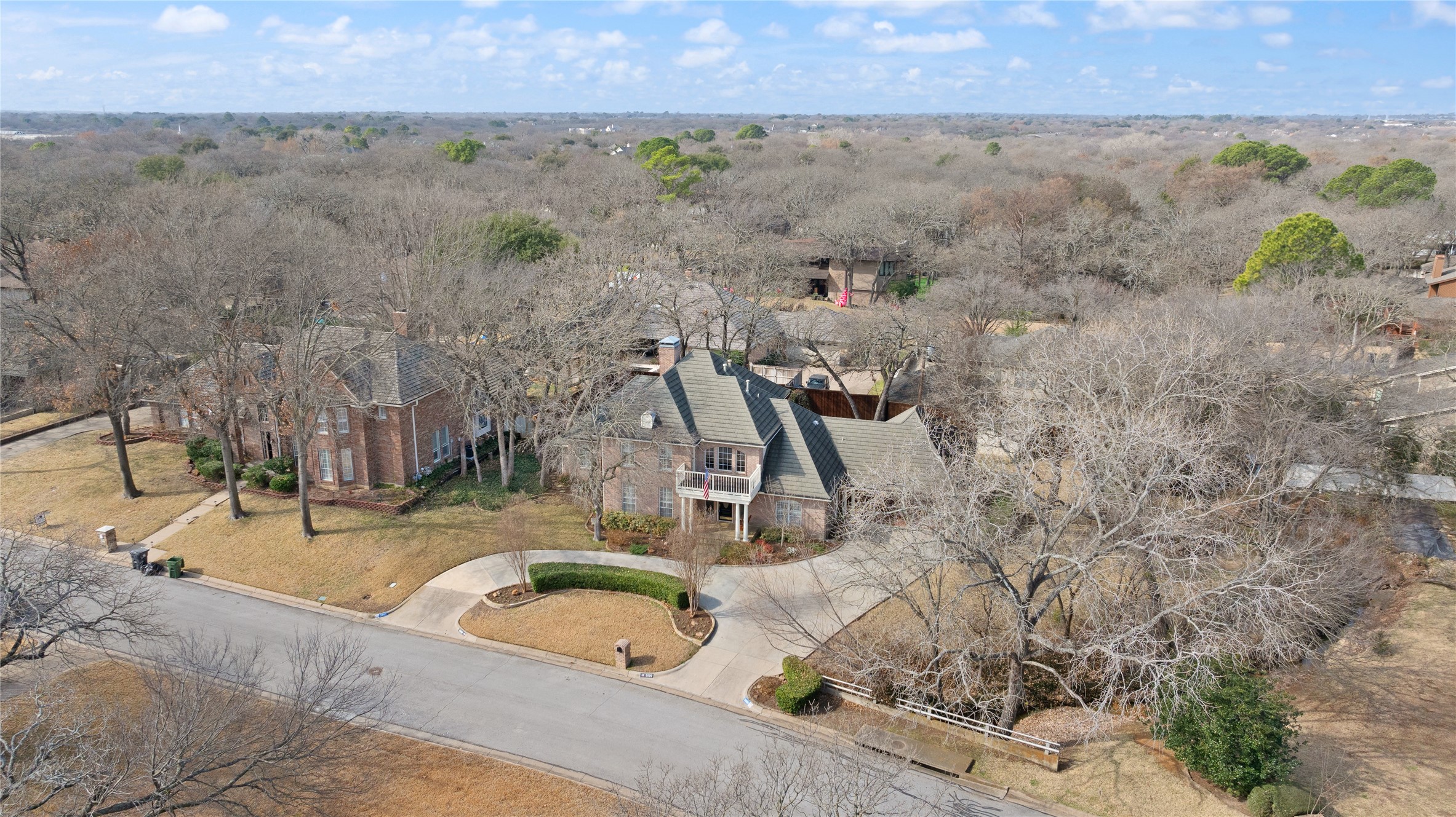 5000 Bridgewater Drive