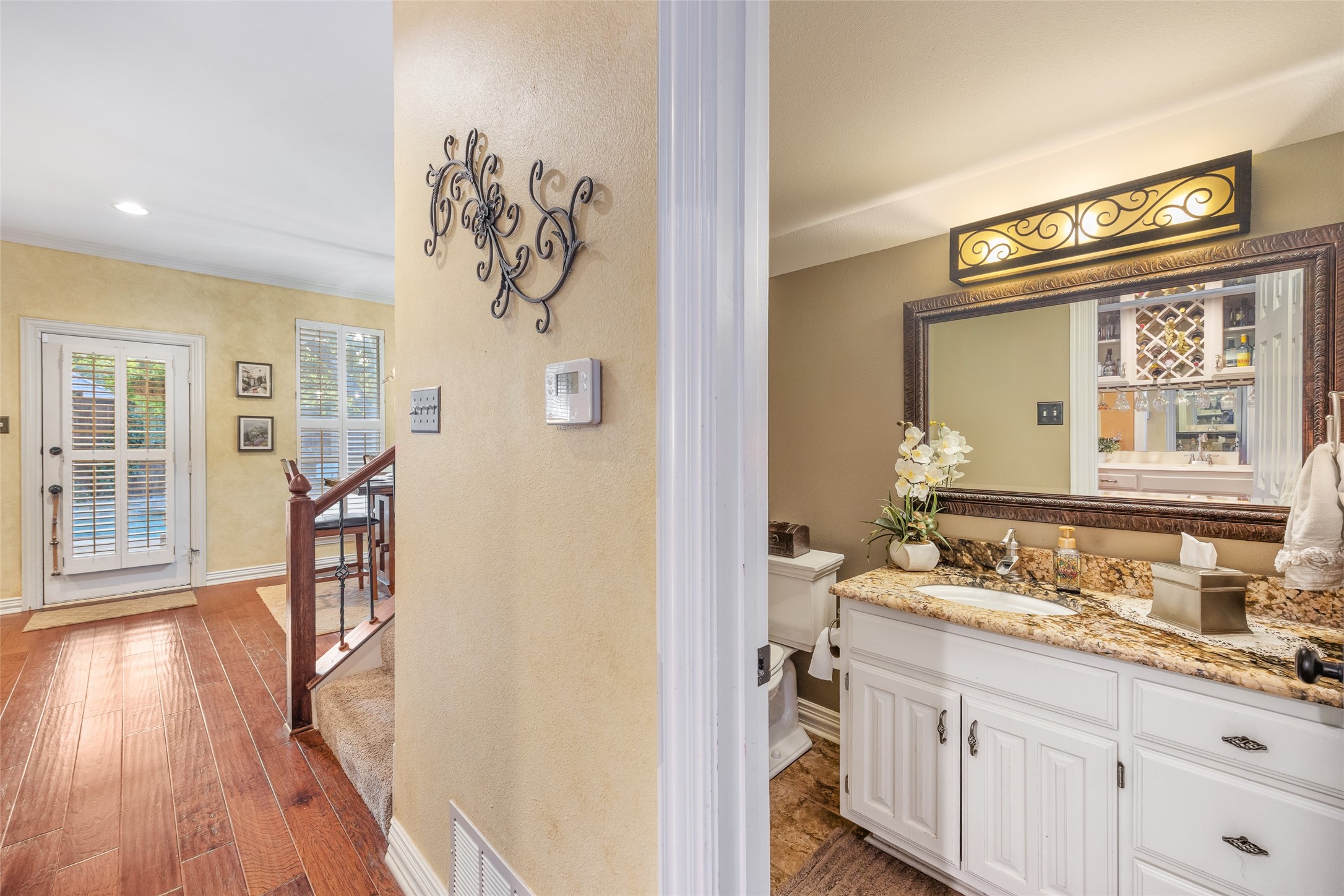 5000 Bridgewater Drive