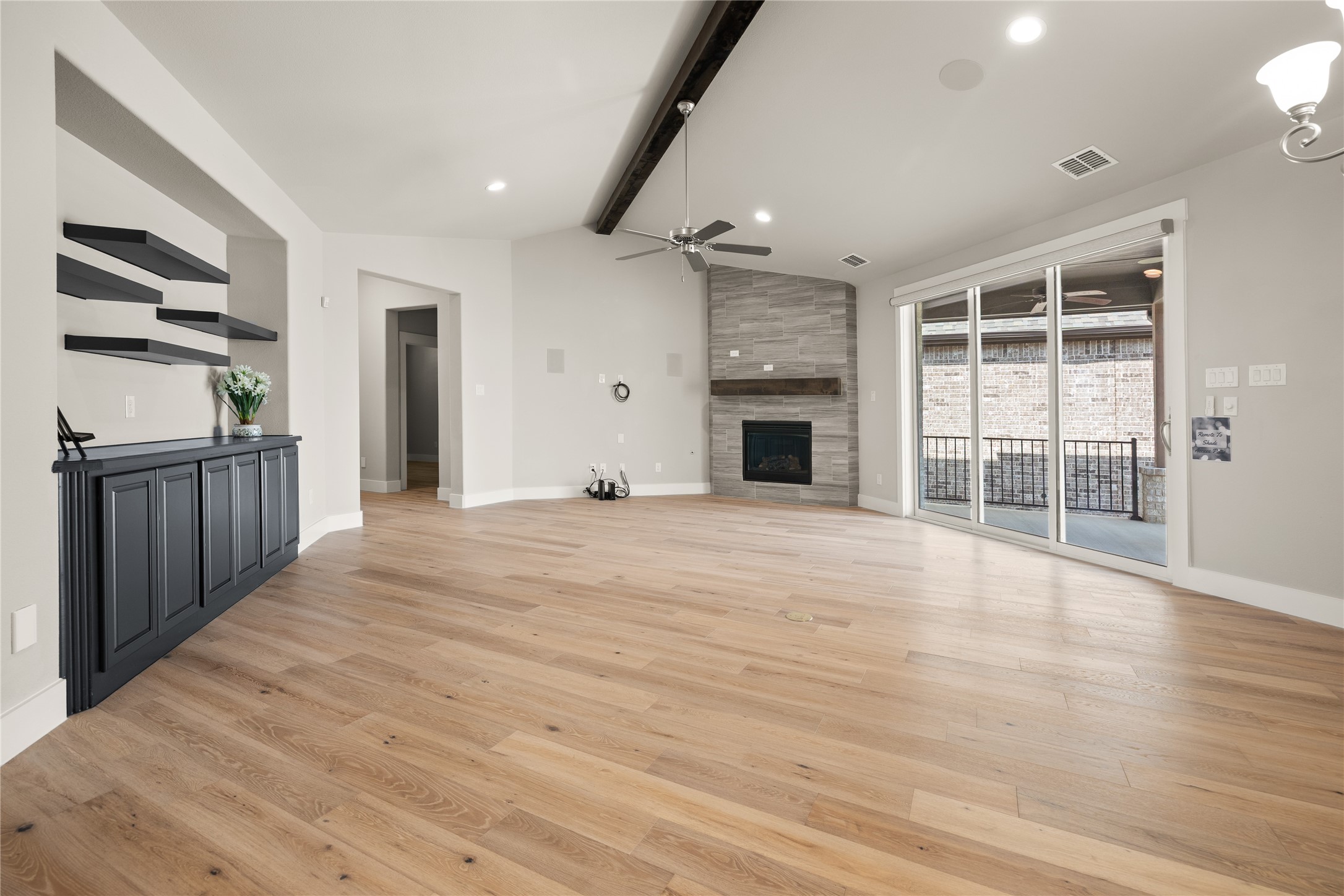 2503 Nueva Way