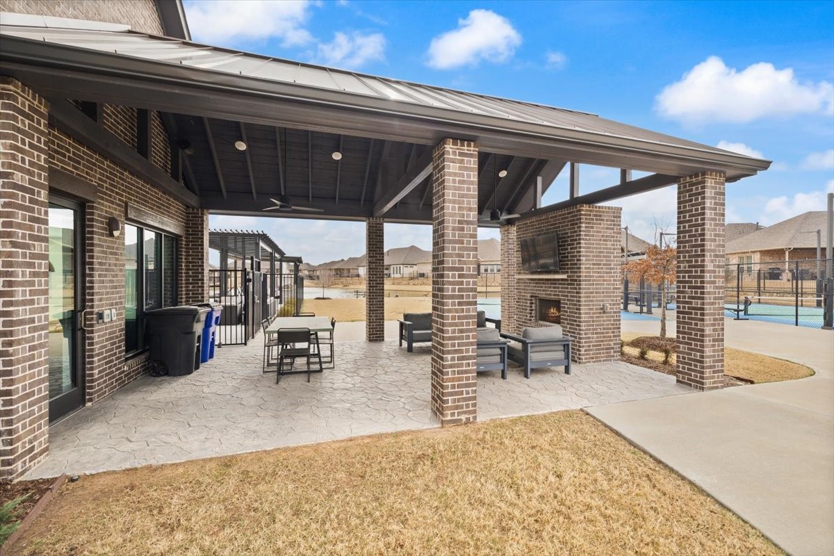 2503 Nueva Way