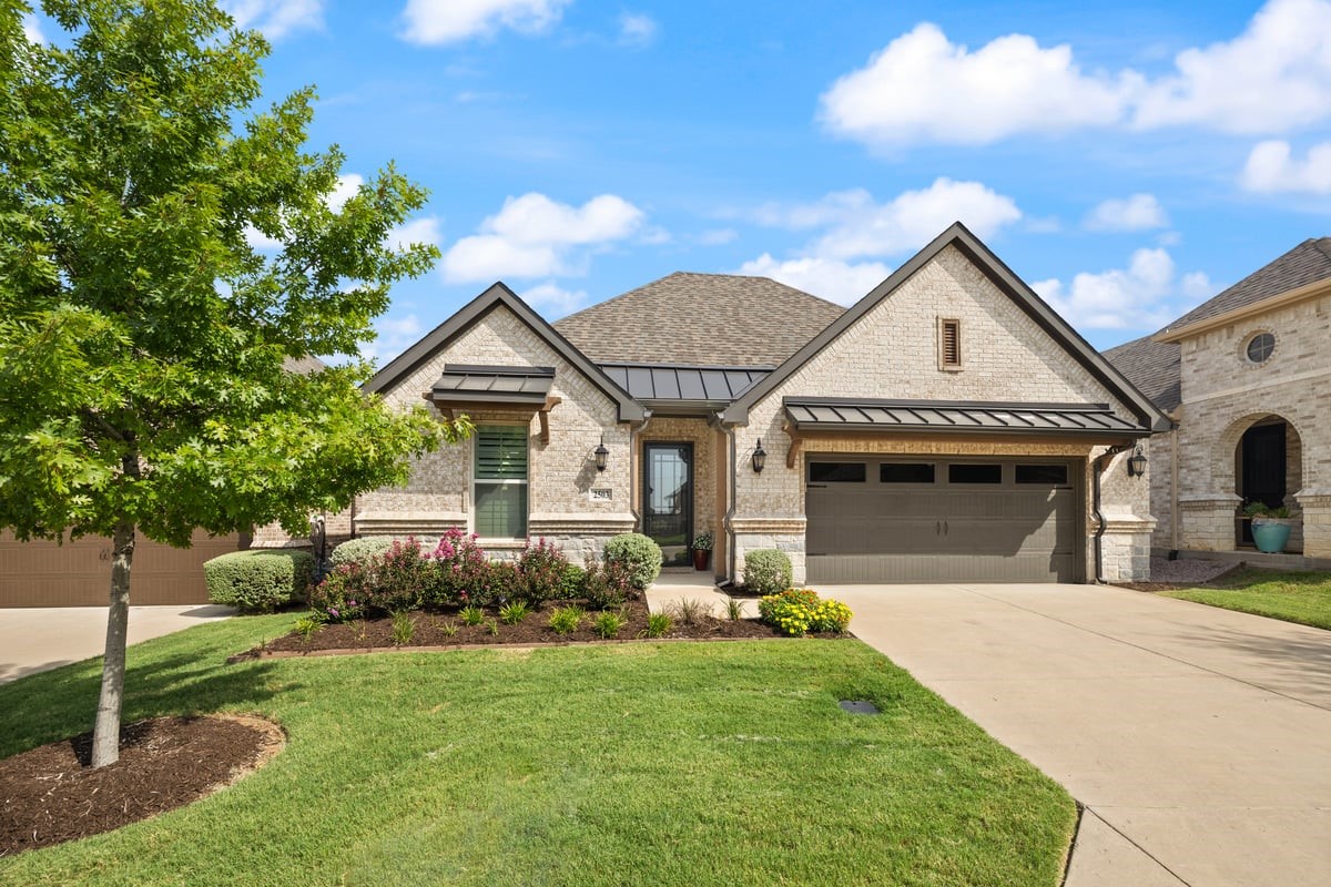 2503 Nueva Way