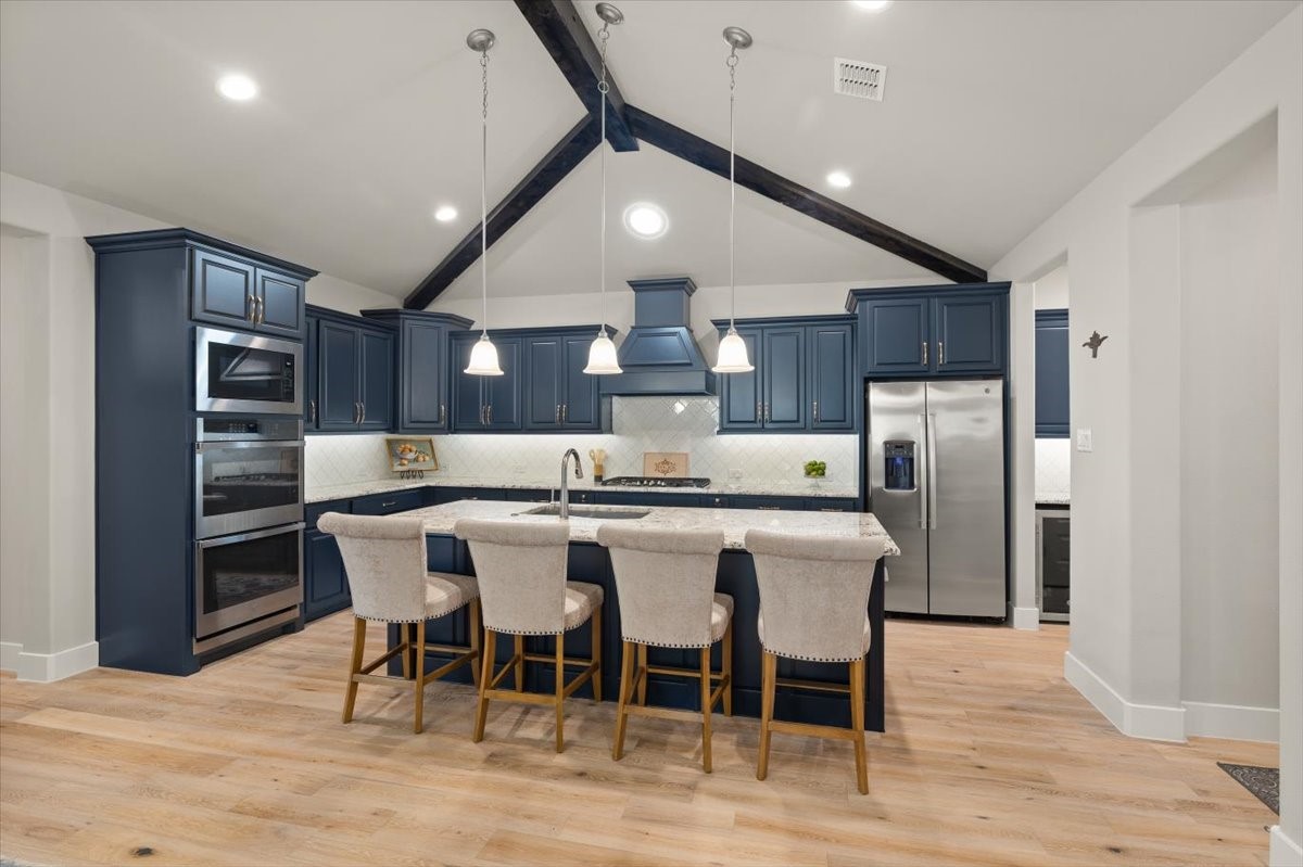 2503 Nueva Way