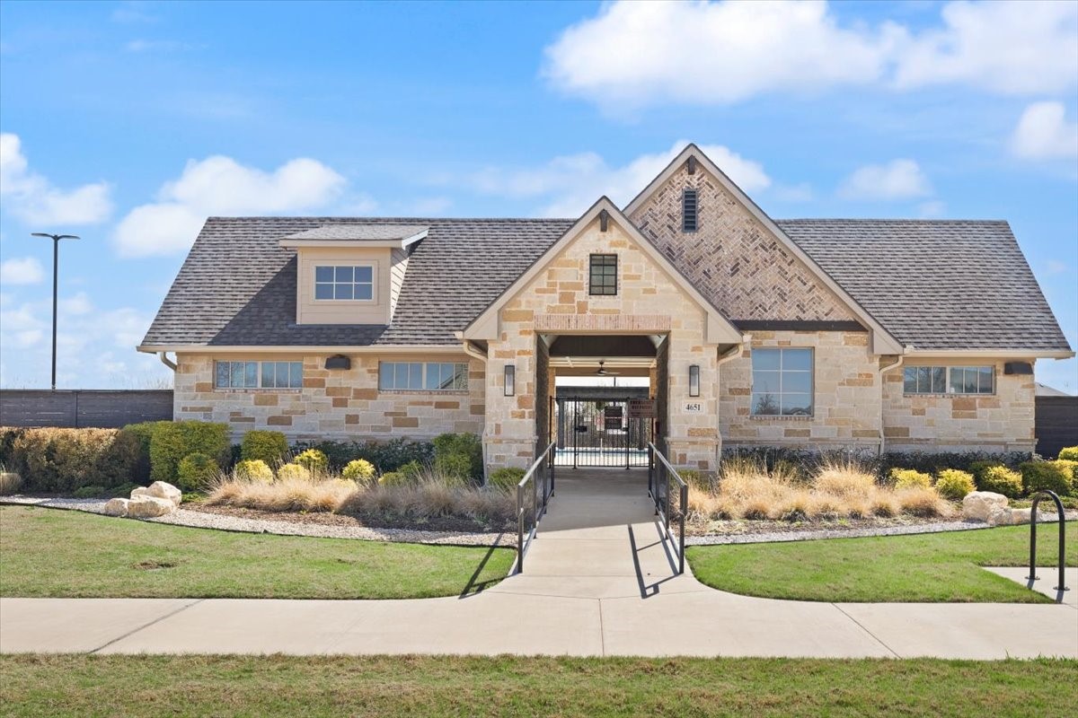 4452 Blue Mist Drive