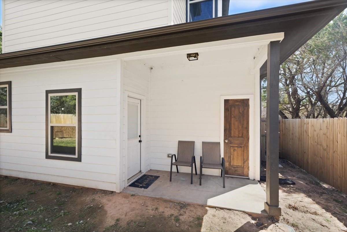 5511 Black Pine Circle