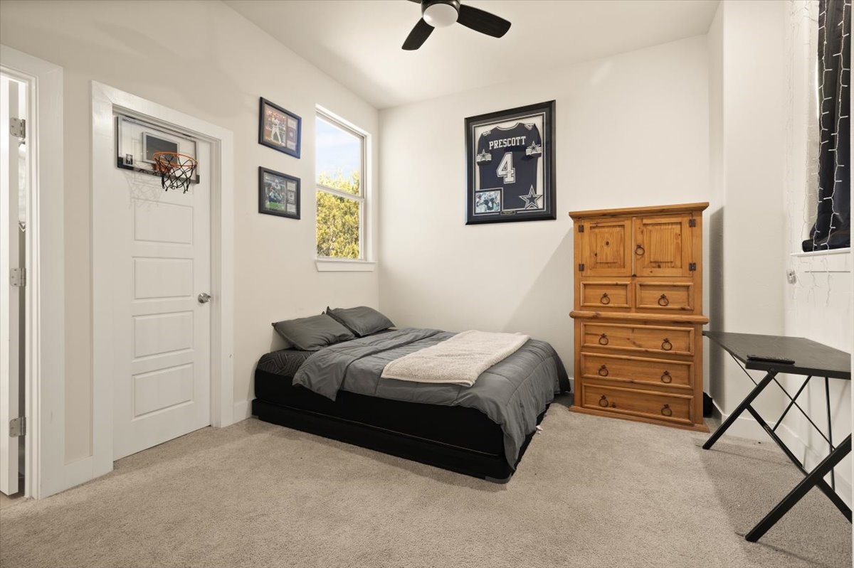 5511 Black Pine Circle