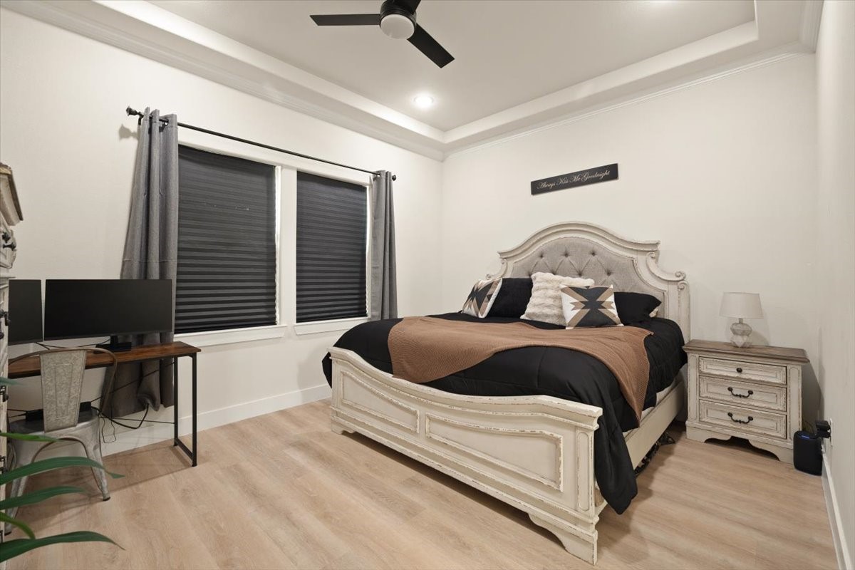 5511 Black Pine Circle