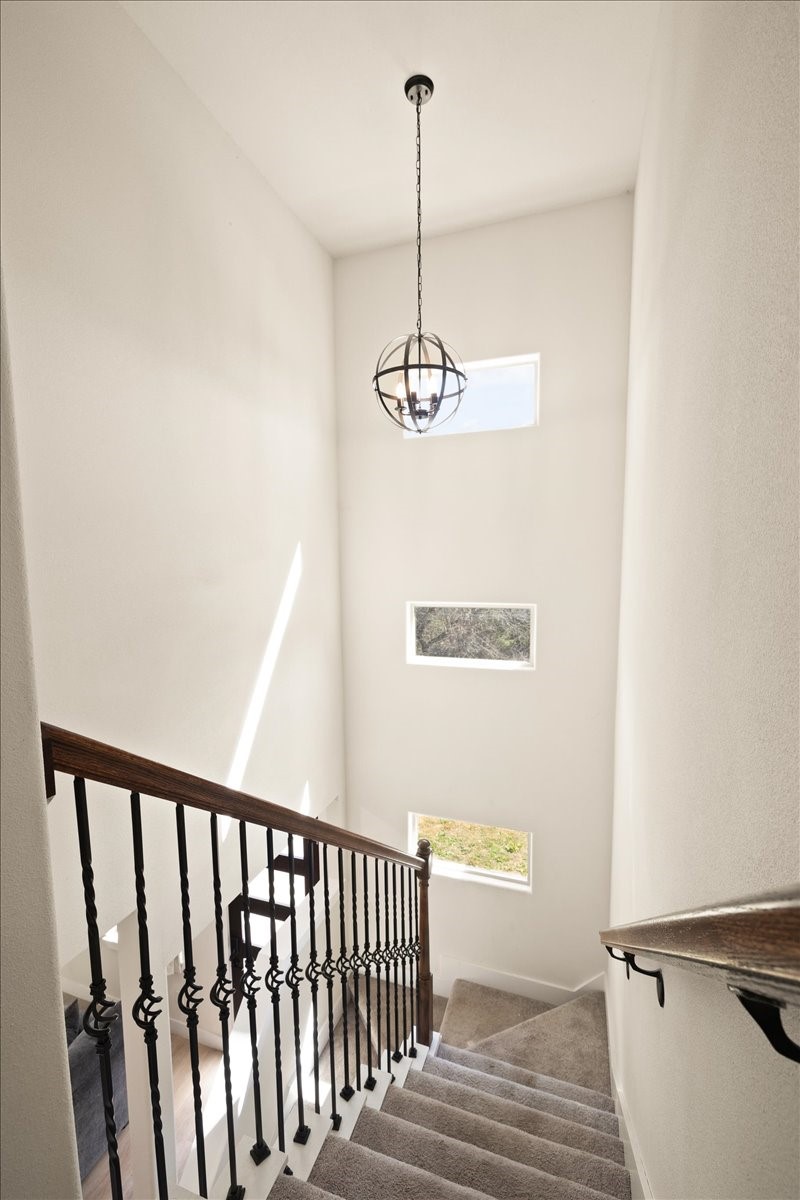 5511 Black Pine Circle