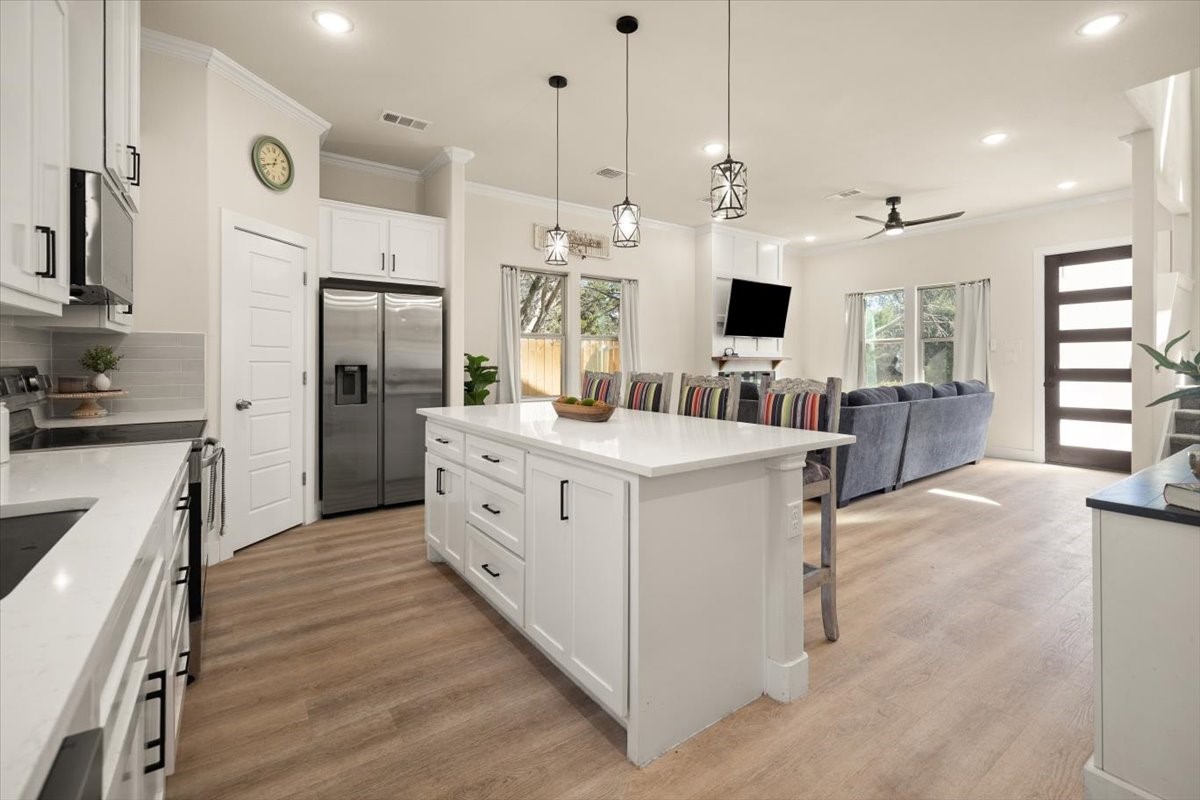 5511 Black Pine Circle