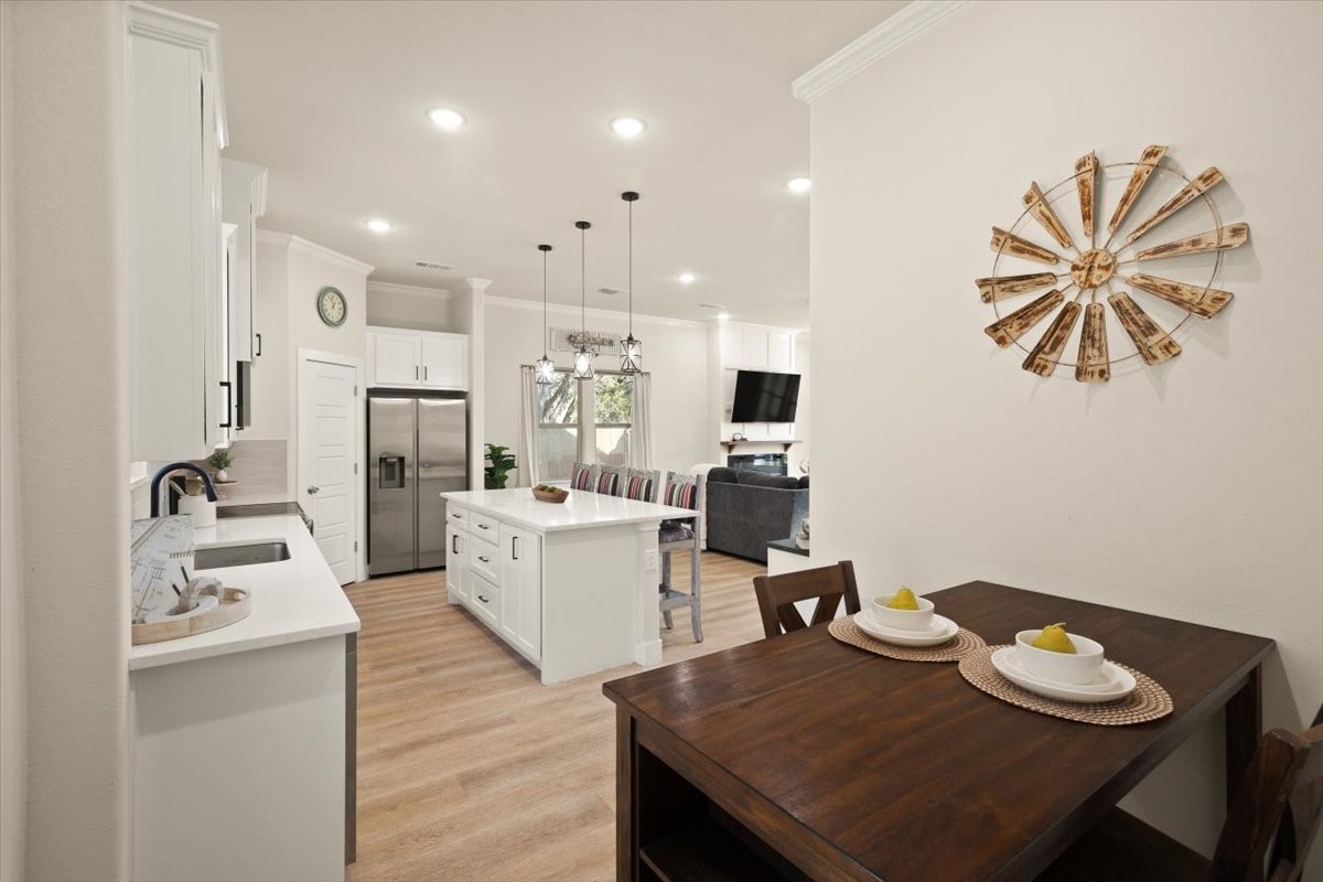 5511 Black Pine Circle