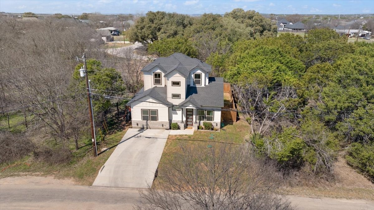 5511 Black Pine Circle