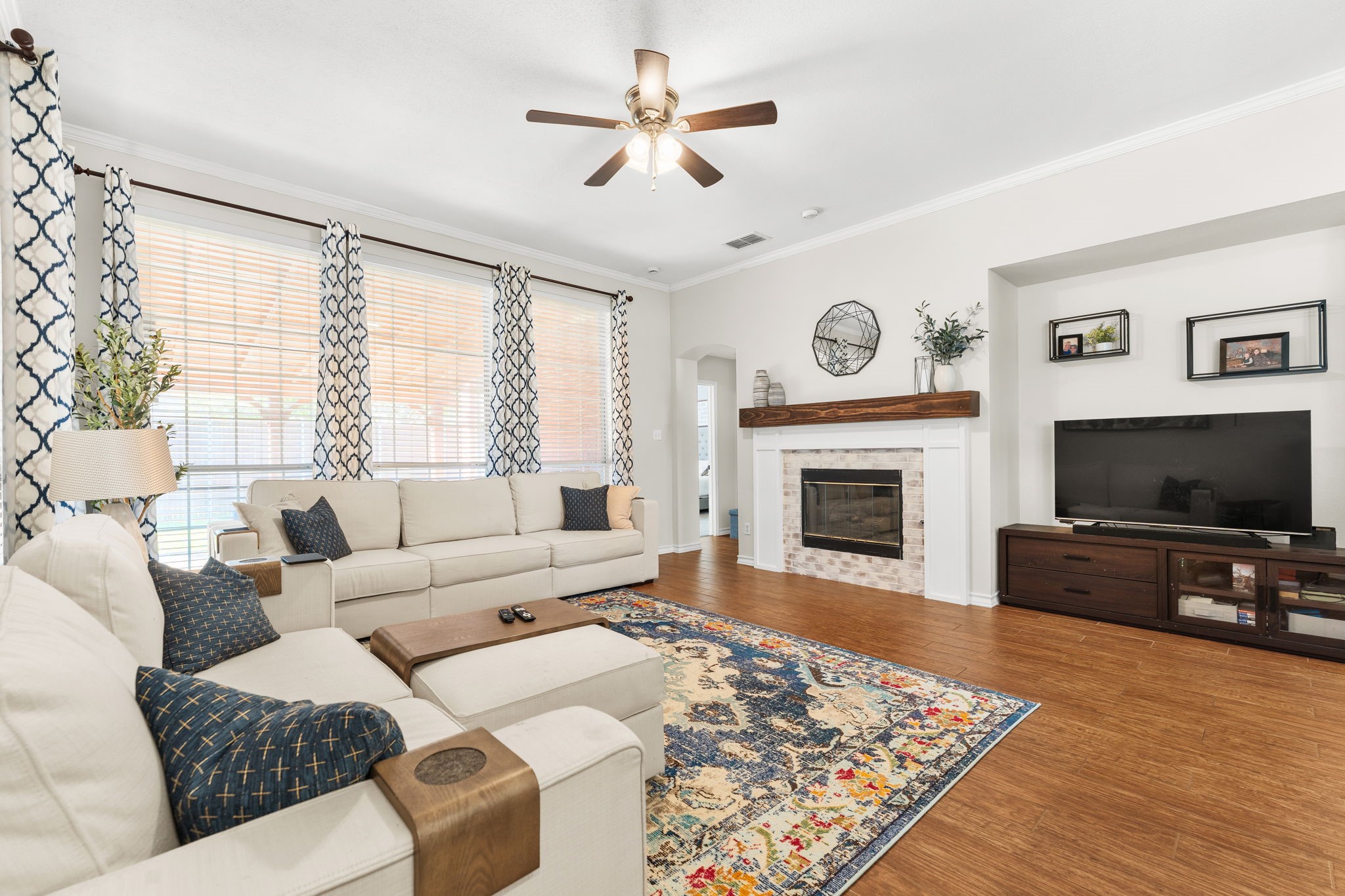 7321 Summit View Lane