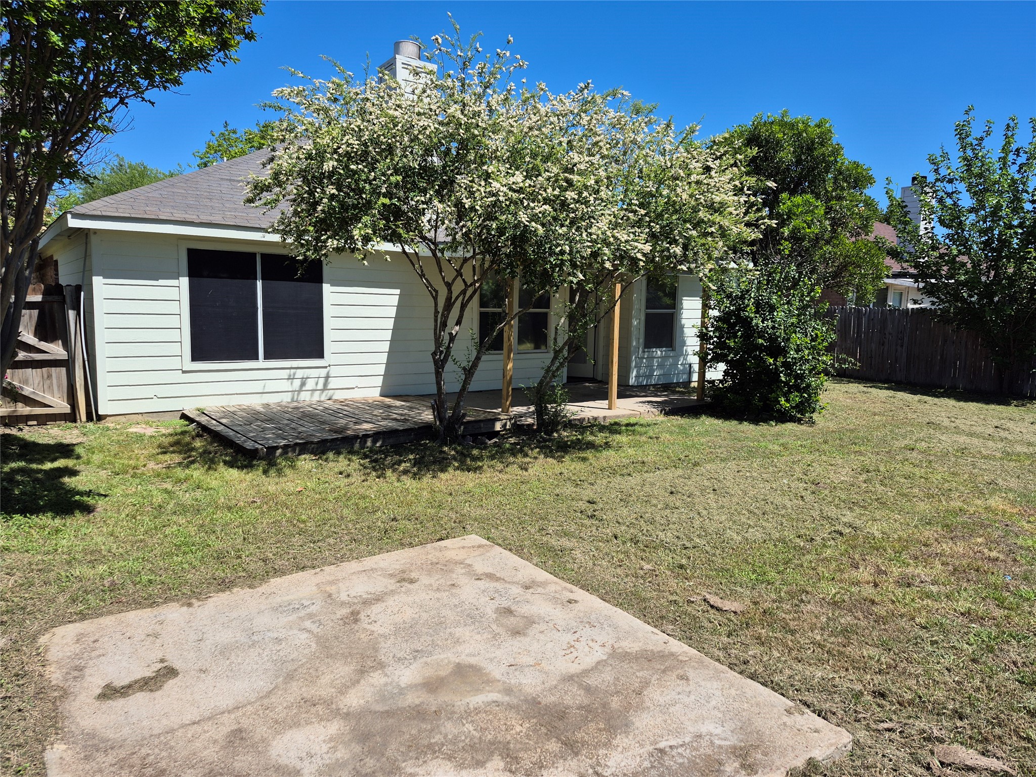 1001 Rock Springs Drive