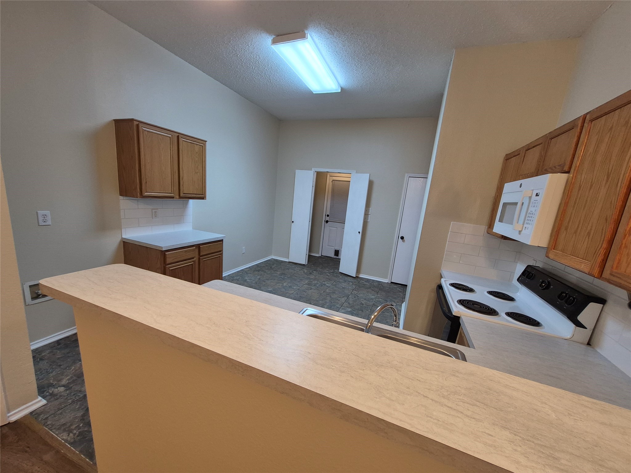 1001 Rock Springs Drive