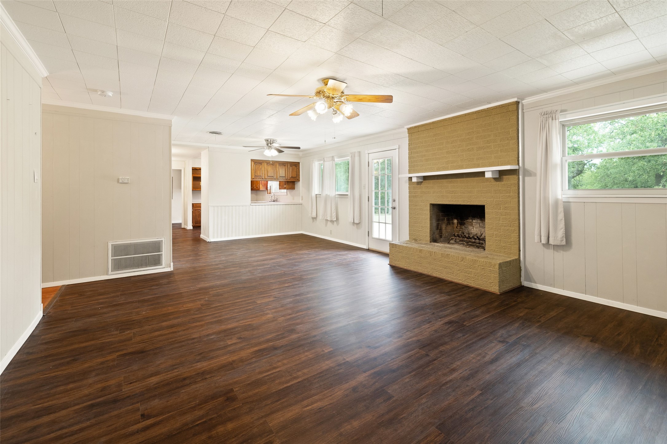 2428 County Road 911