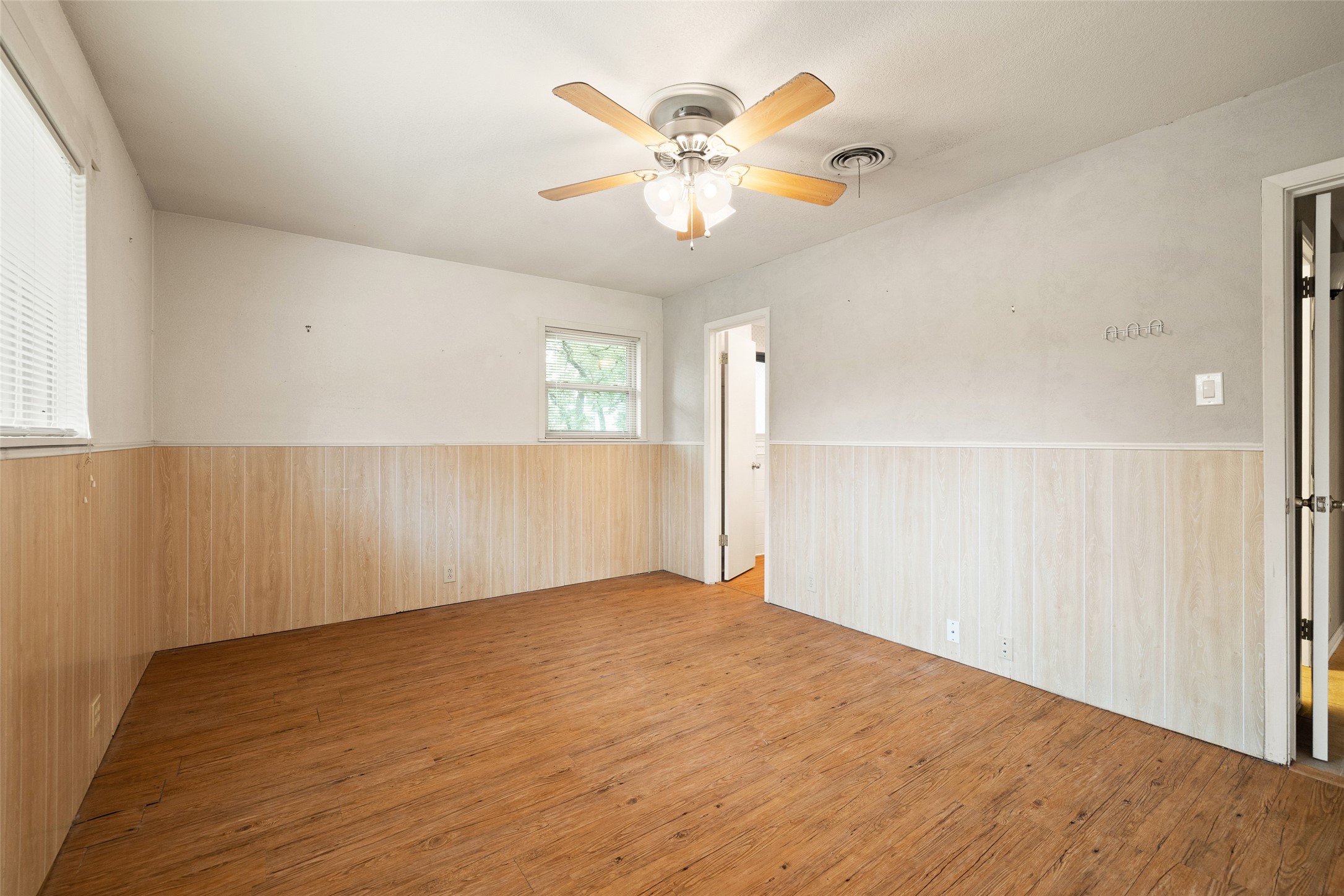 2428 County Road 911