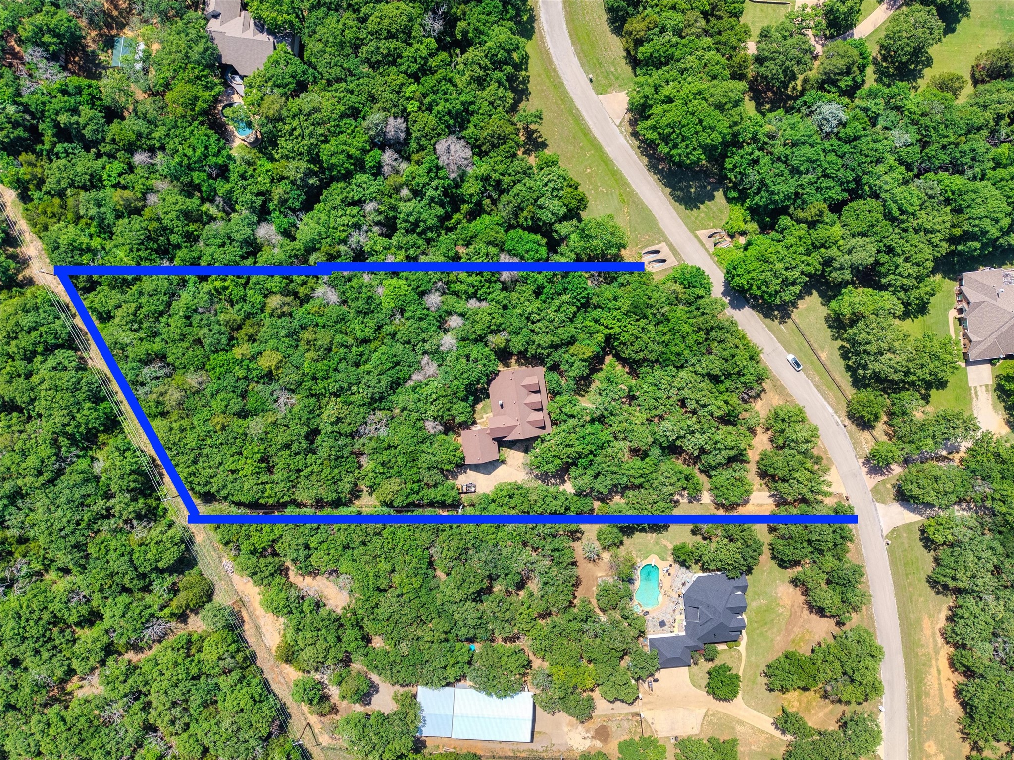 8000 Walnut Drive