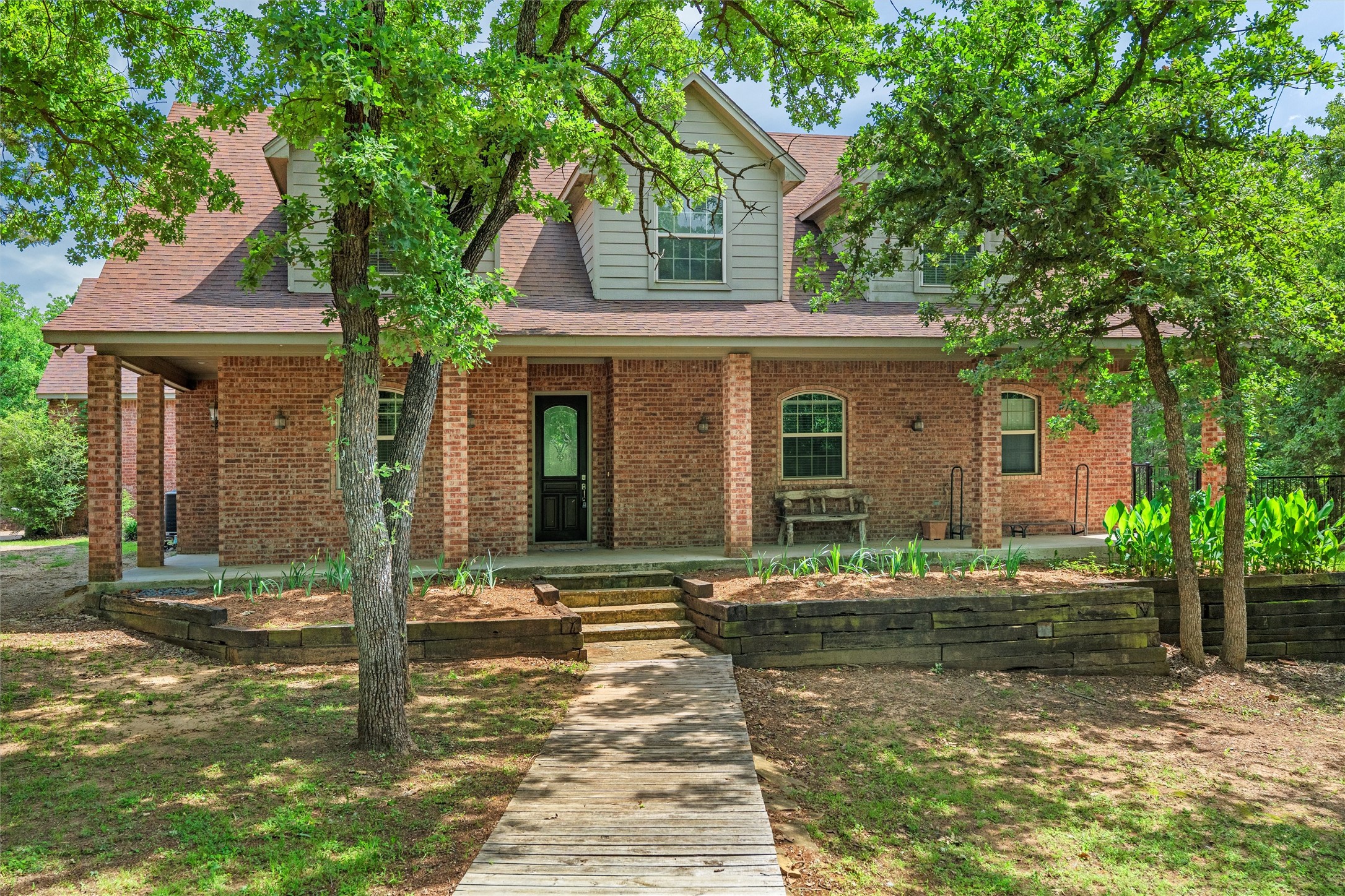 8000 Walnut Drive