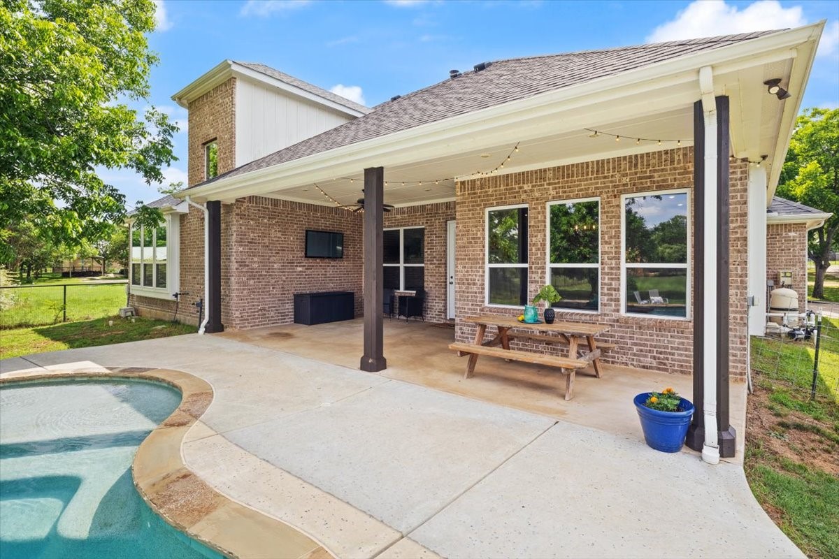 7773 Berry Road