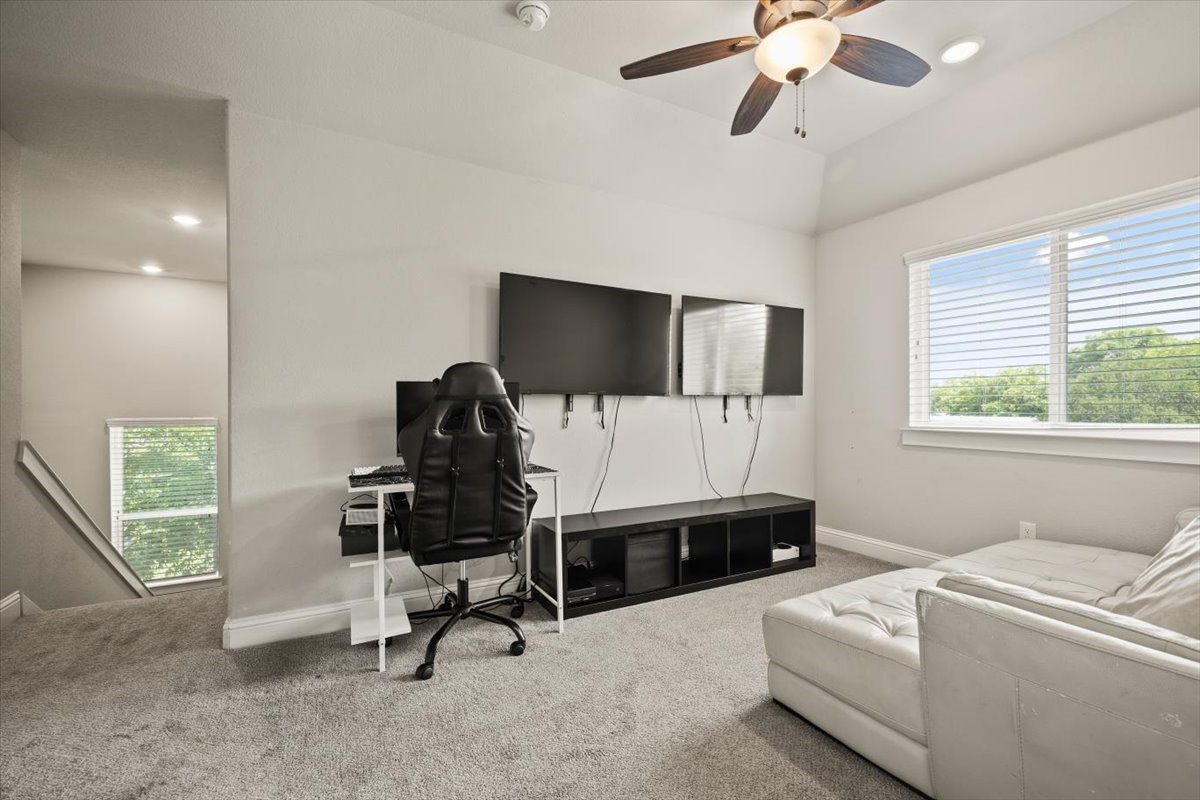 7773 Berry Road