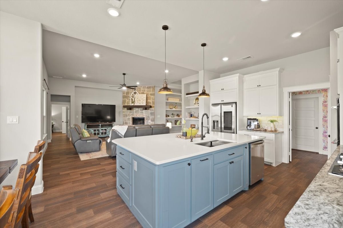7773 Berry Road