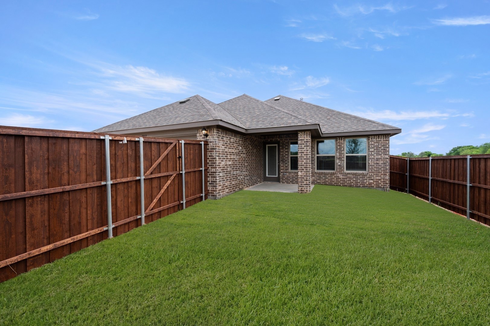 2817 Hay Lane