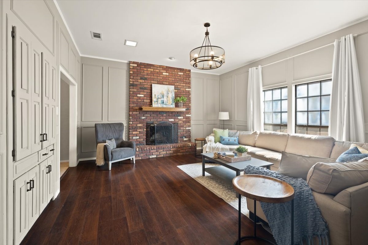 3709 Danbury Drive