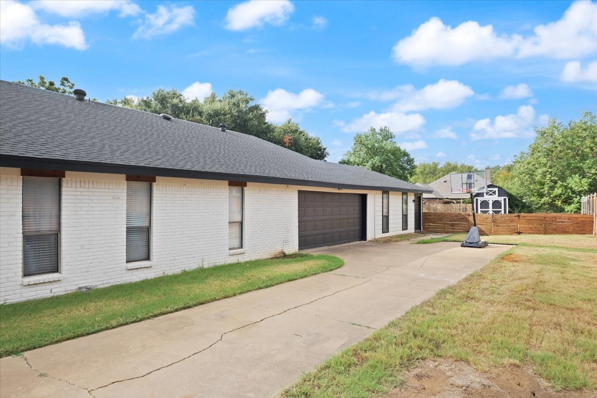 104 San Medina Lane