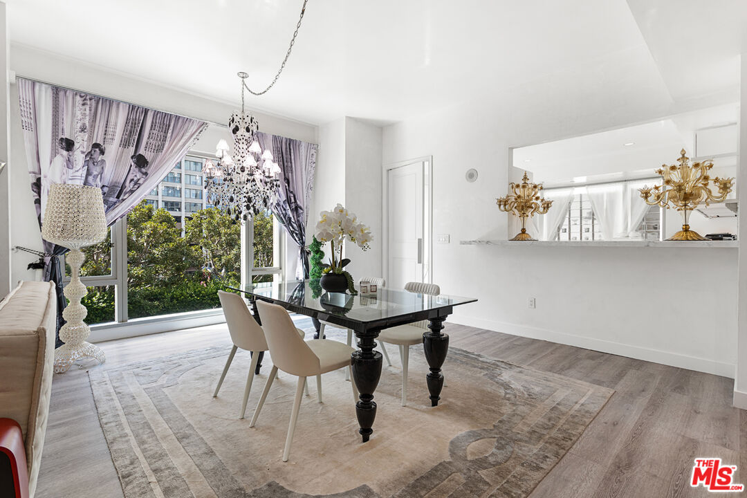 10727 Wilshire Blvd Unit: 301