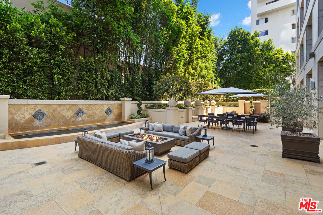 10727 Wilshire Blvd Unit: 301