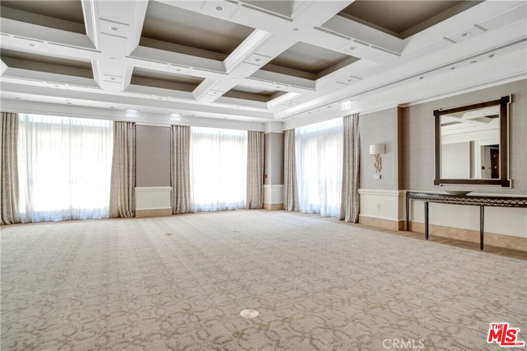 10727 Wilshire Blvd Unit: 301