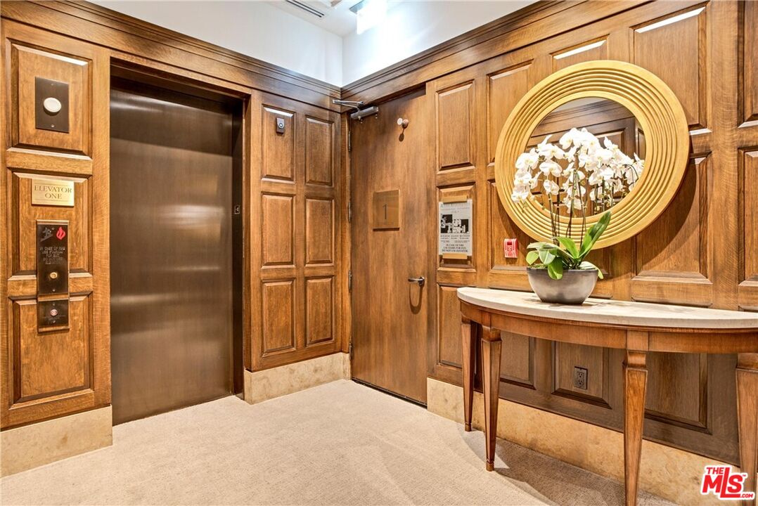 10727 Wilshire Blvd Unit: 301